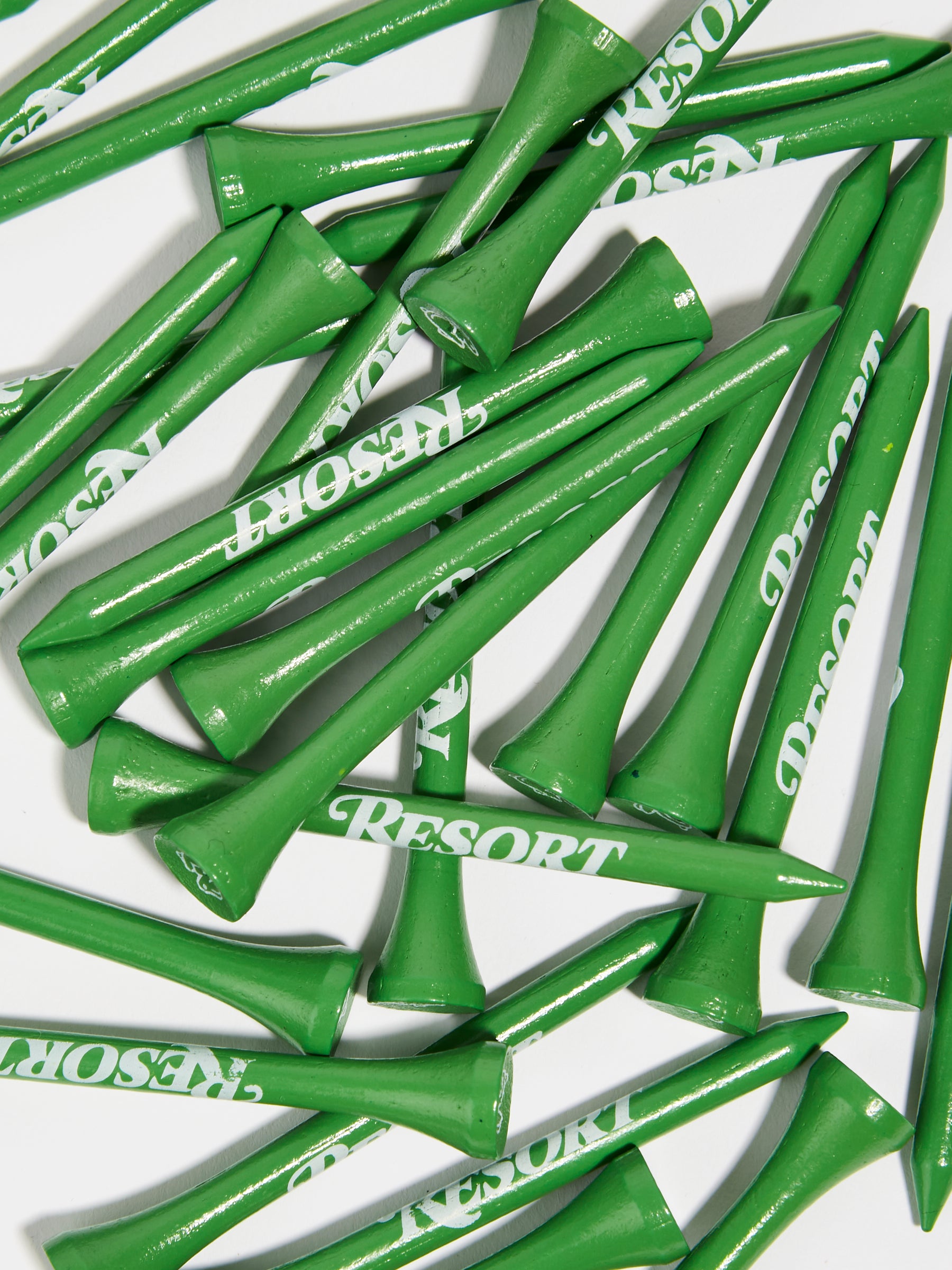 RESORT WOODEN LOGO TEES GREEN