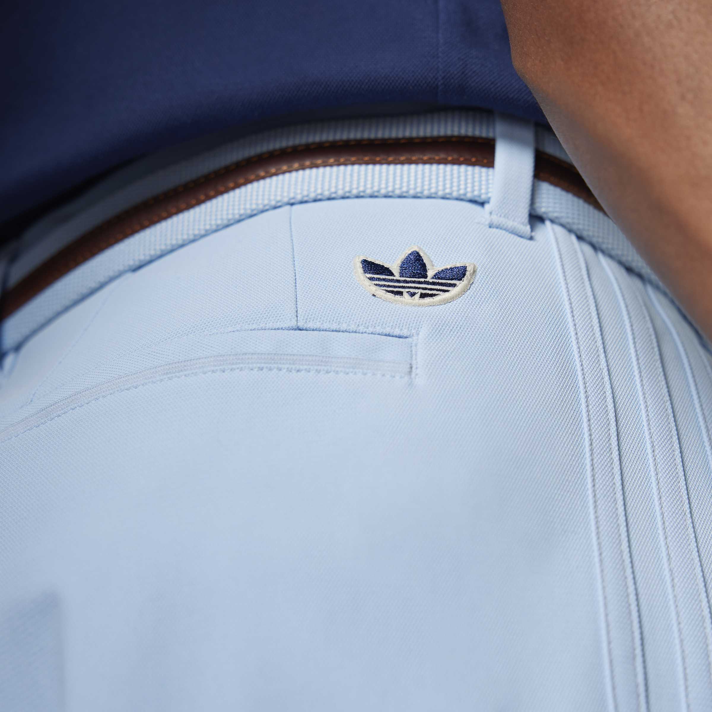 ADIDAS GOLF ORIGINALS TWISTKNIT PLEATED SHORTS - CLEAR SKY