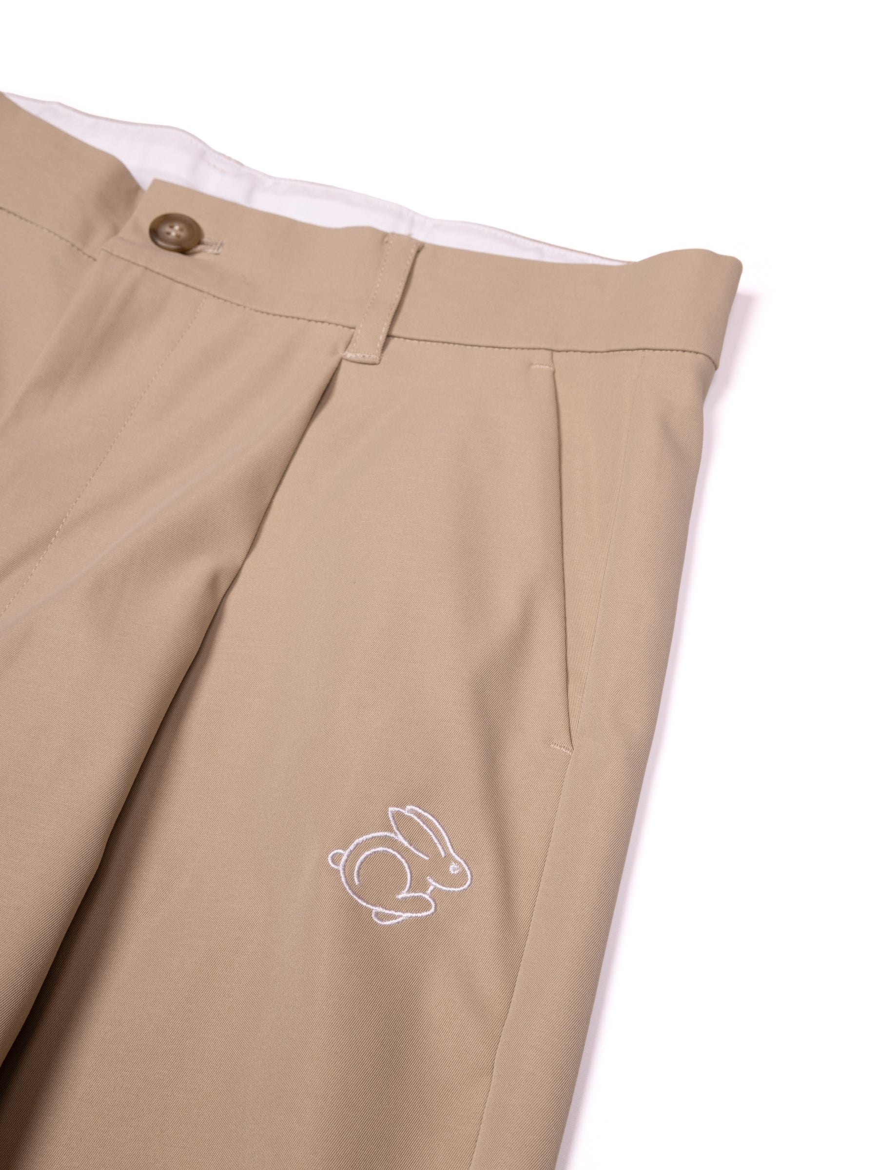 RESORT PLEATED PERFORMANCE PANT TAUPE
